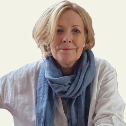 Professor Ria Reis